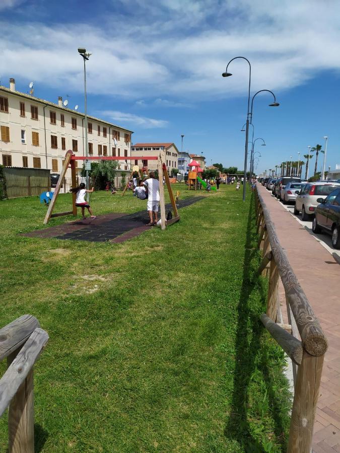 Ad Un Passo Dal Mare Apartment ปอร์โต ซันเตลปีดิโอ ภายนอก รูปภาพ
