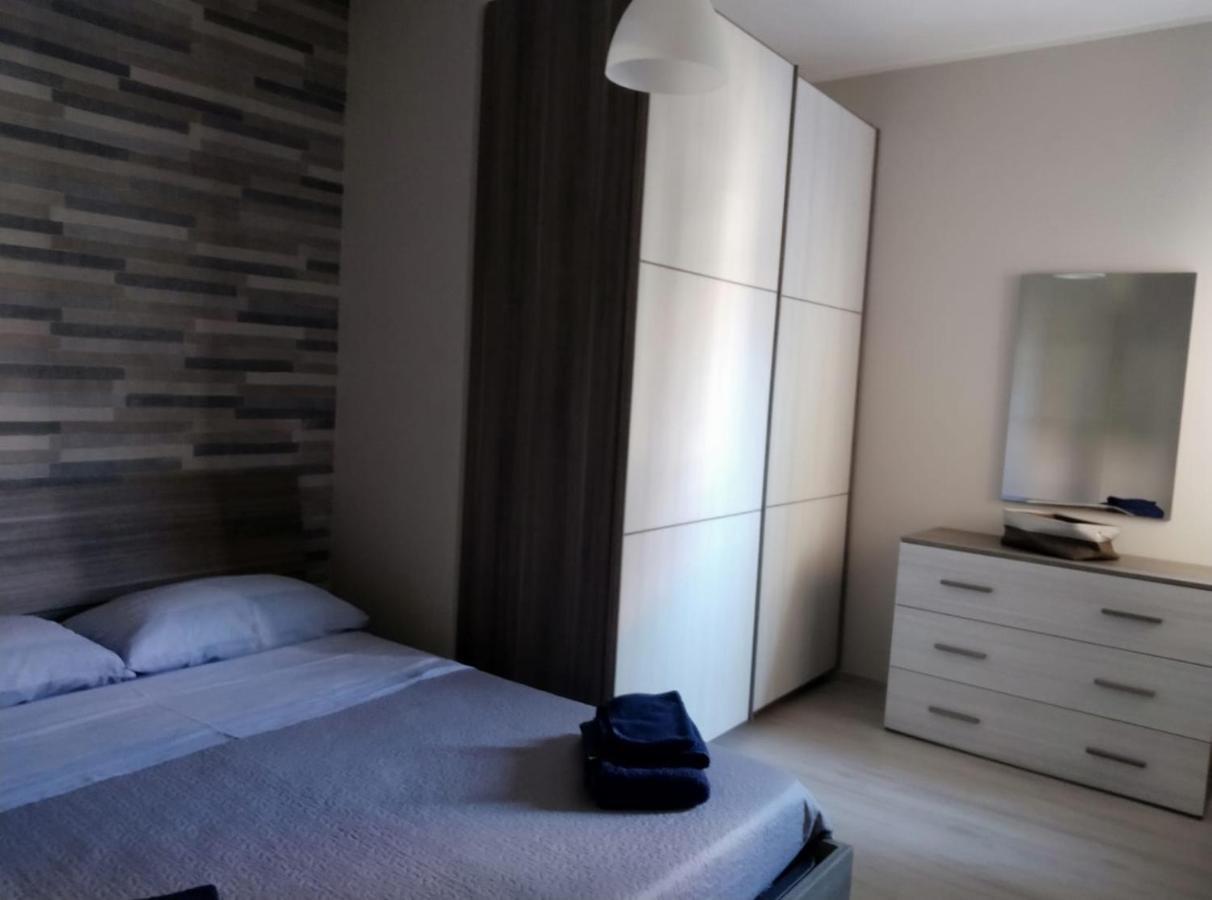 Ad Un Passo Dal Mare Apartment ปอร์โต ซันเตลปีดิโอ ภายนอก รูปภาพ
