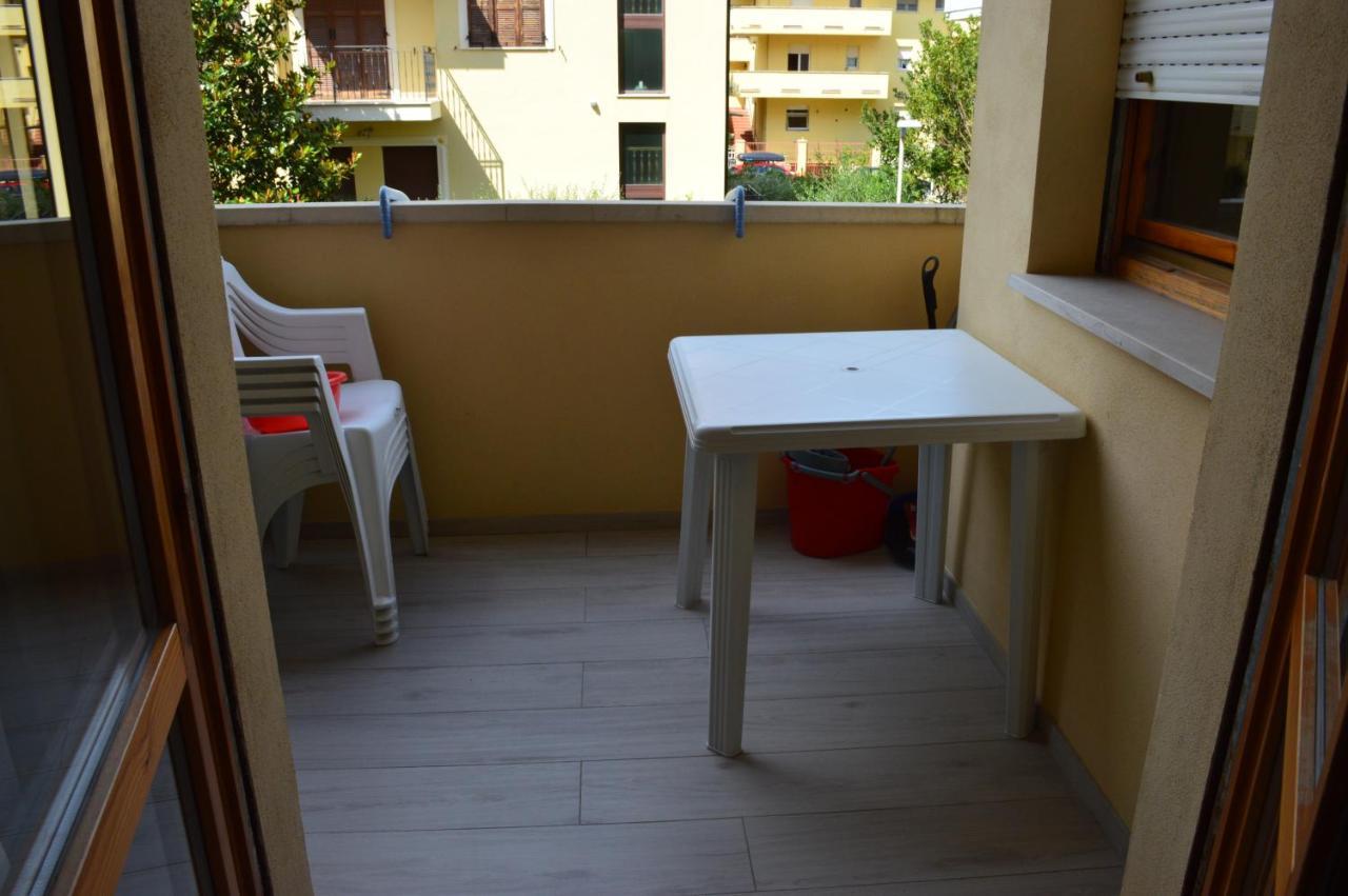 Ad Un Passo Dal Mare Apartment ปอร์โต ซันเตลปีดิโอ ภายนอก รูปภาพ